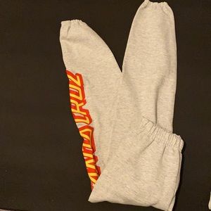 BRAND✨ NEW NEVER BEEN WORN SANTA CRUZ LIGHT GREY SWEATS